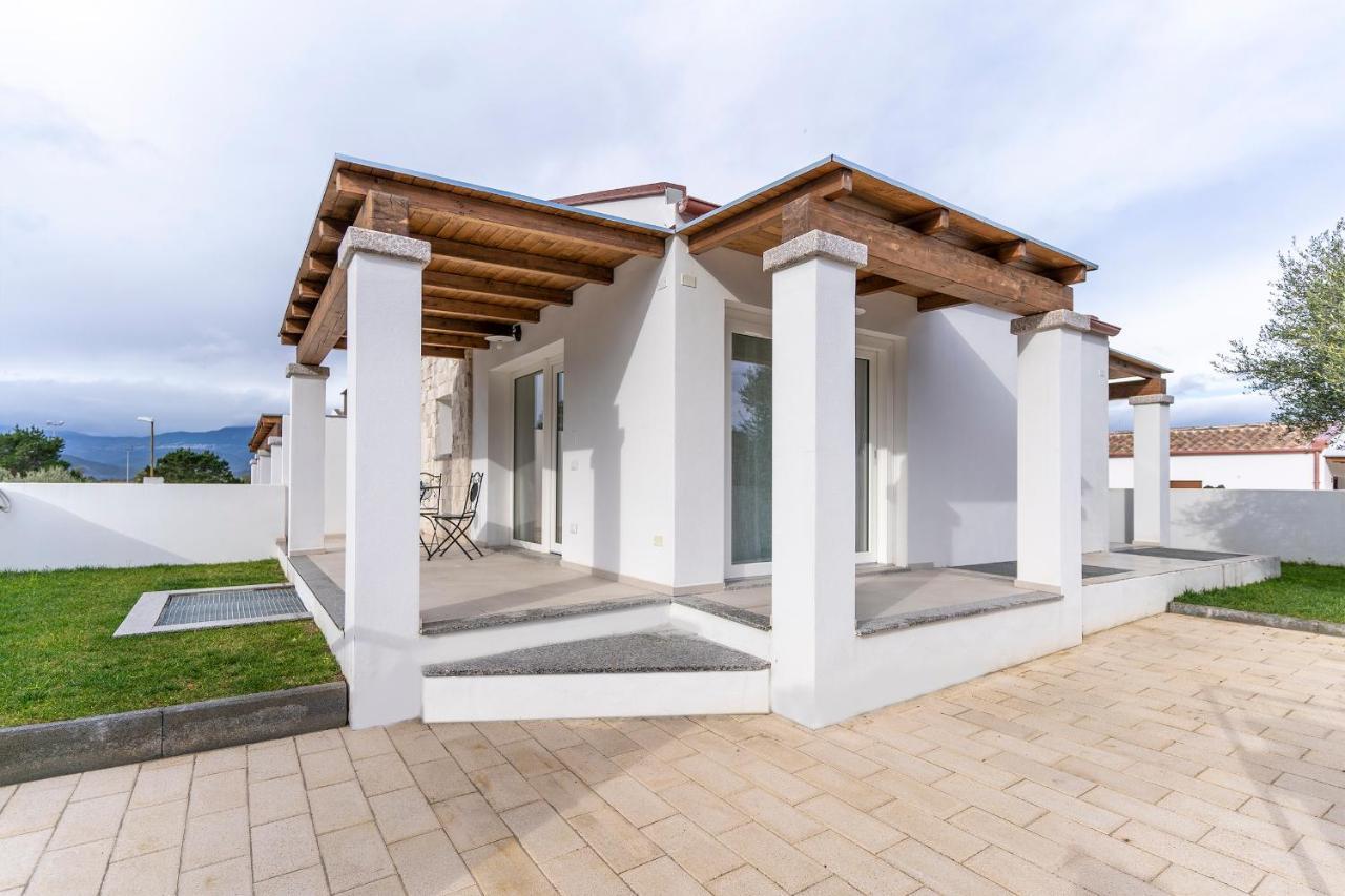 Villa Elena - Affitti Brevi Italia อาร์บาตักซ์ ภายนอก รูปภาพ